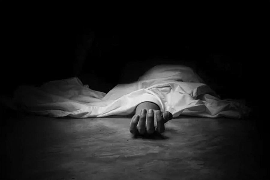 चट्याङ् लागेर सर्लाहीमा प्रेमको मृत्यु, ४ जना घाइते