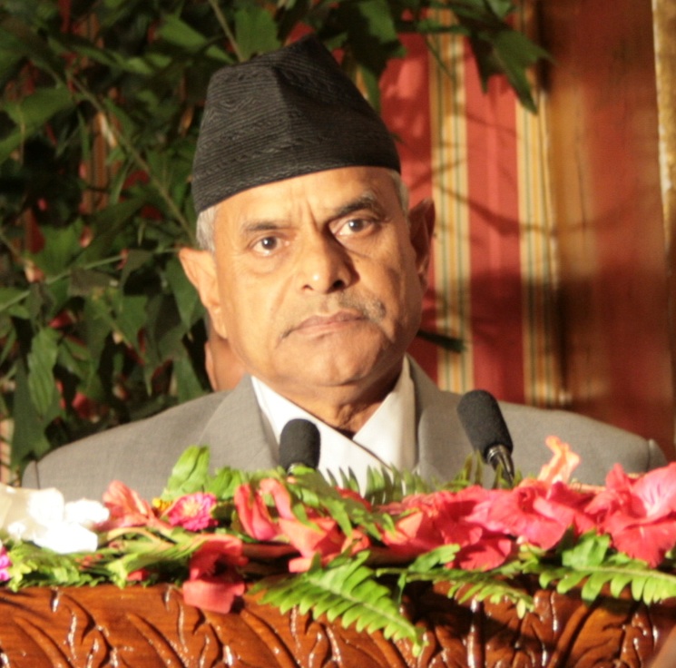 पूर्वराष्ट्रपति यादव भन्छन ः देश फेरि प्रतिगमनतिर जान सक्छ 