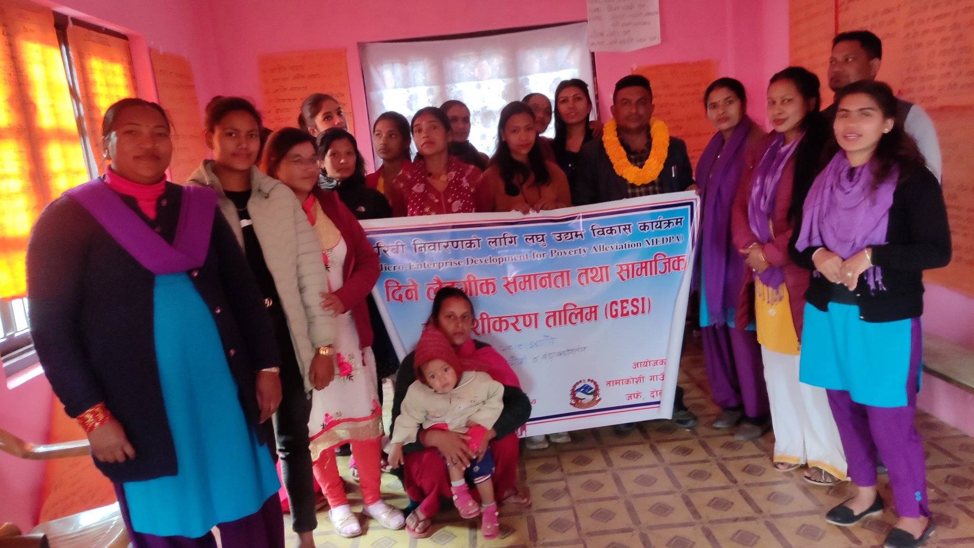 गरिबी निवारणको लागि लघु उद्यम विकास कार्यक्रम अन्र्तगत विभिन्न विषयमा ८ दिने तालिम सम्पन । 